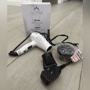 (NIB) Sutra beauty travel size marble blow dryer